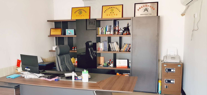 農(nóng)用邊坡綠化無(wú)紡布，汽車(chē)內(nèi)飾無(wú)紡布，家具家居無(wú)紡布，農(nóng)用邊坡綠化無(wú)紡布廠(chǎng)家，汽車(chē)內(nèi)飾無(wú)紡布生產(chǎn)，東莞市旭航新材料科技有限公司