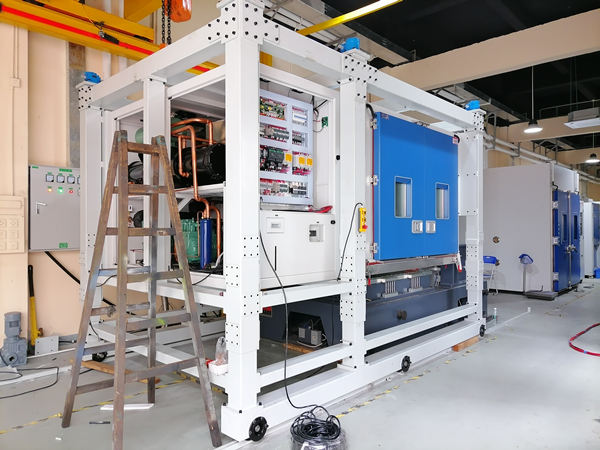 三綜合試驗箱(圖1) 三綜合試驗箱(圖1)