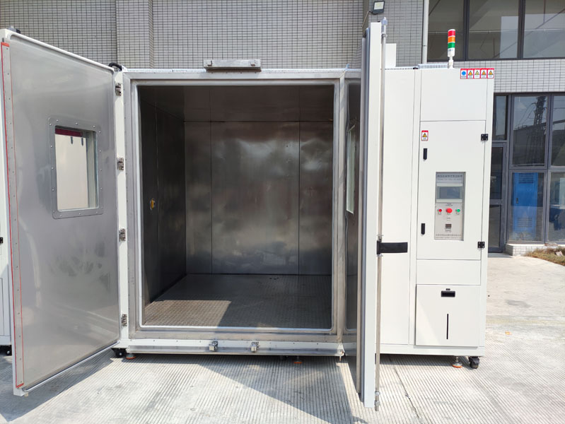 耐高溫老化試驗(yàn)房(圖1) 耐高溫老化試驗(yàn)房(圖1)